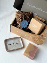 Polkaros soap dish + bar soap