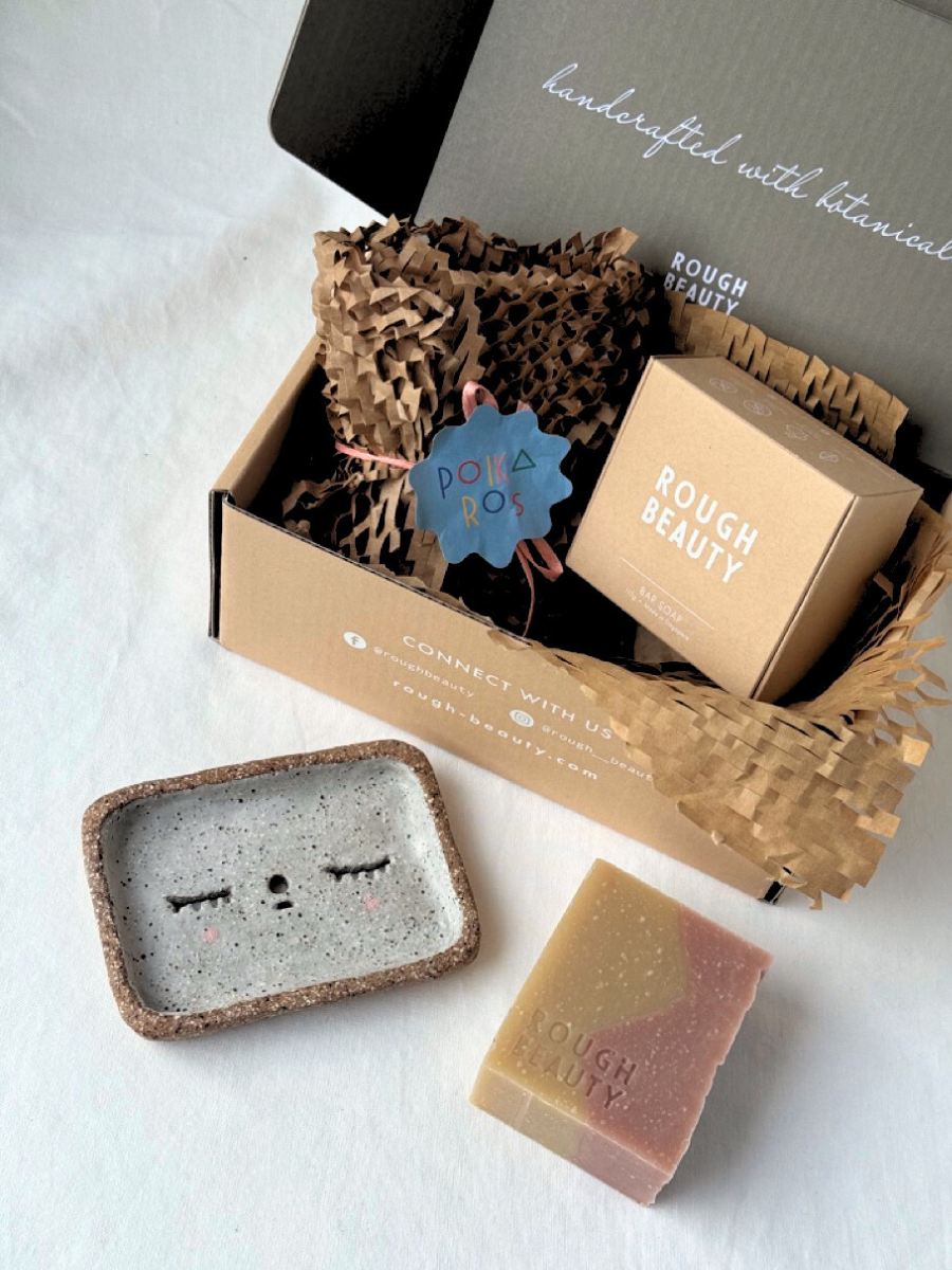 Polkaros soap dish + bar soap
