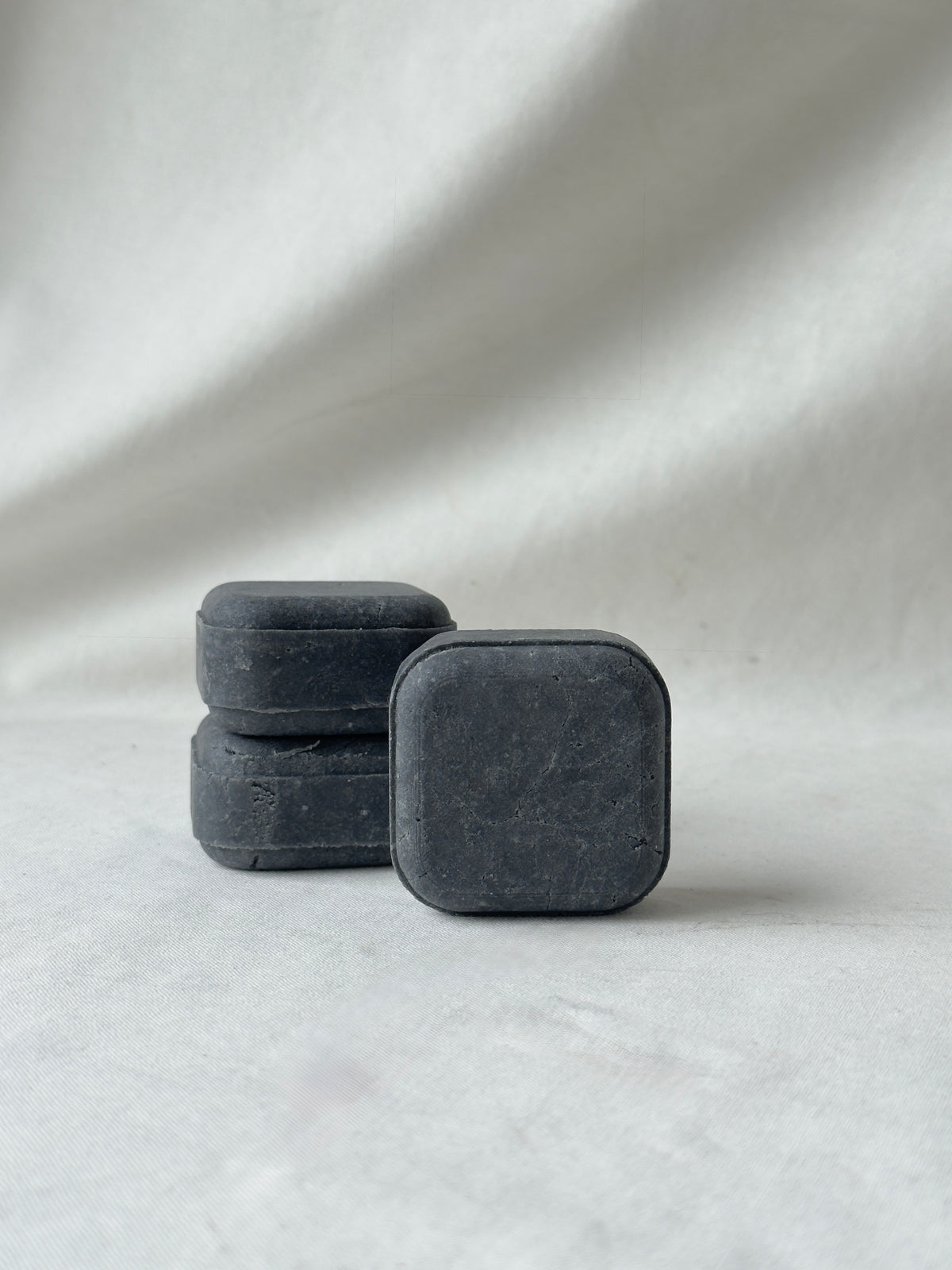 charcoal shampoo bar