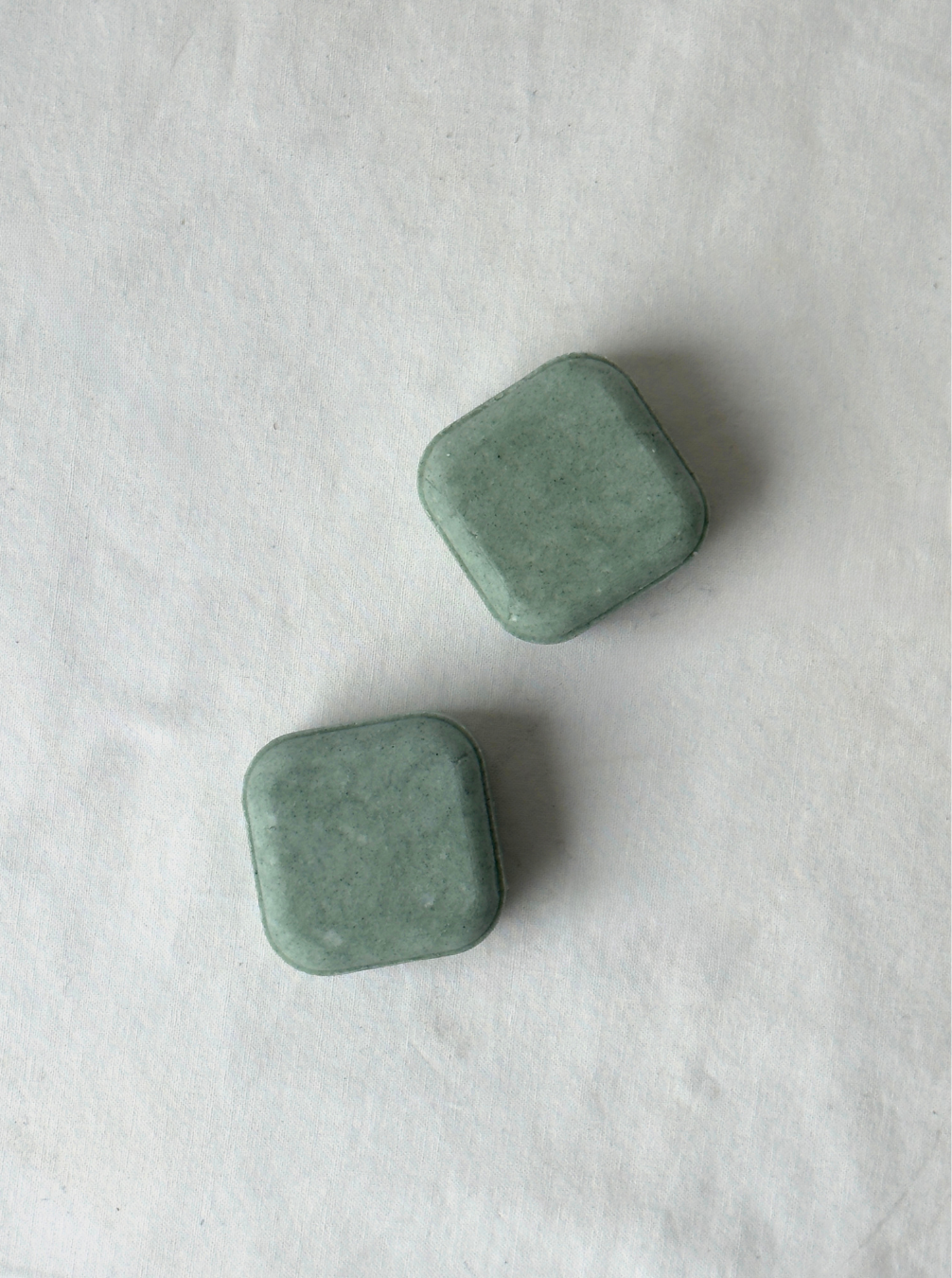 spirulina shampoo bar